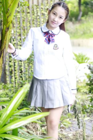 迷人的妻子