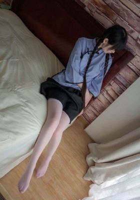 和上司女部长出差完整版免费观看