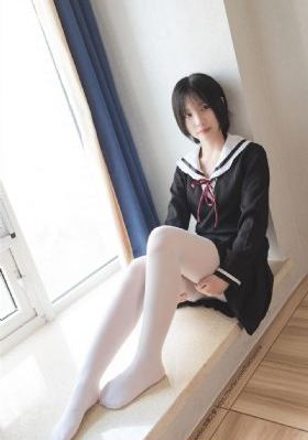 裙子底下是野兽