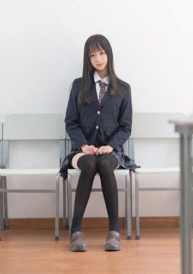 年轻的女教师2在线观看