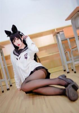 美丽的小蜜桃2在线观看